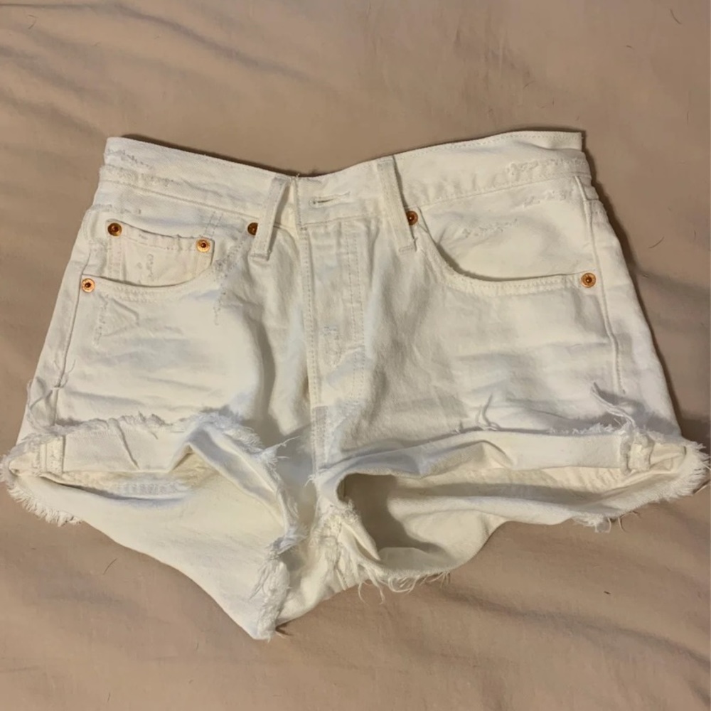 Levis 501 white jean shorts